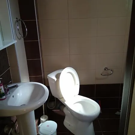 Stavro's Stone House Сиври