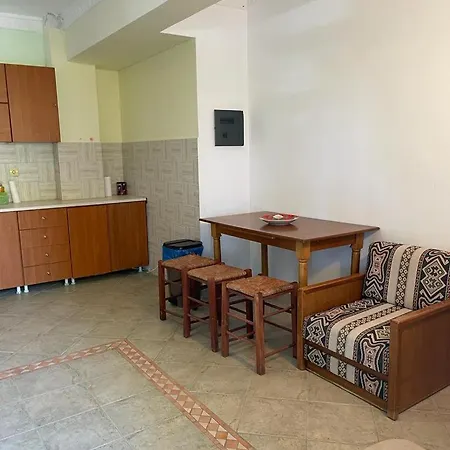 Holiday home Stavro's Stone House Siviri