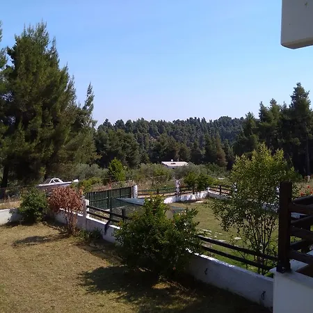 Holiday home Stavro's Stone House